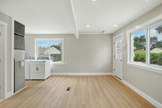 23147 Vance Ave in Hazel Park, MI - Building Photo - Building Photo