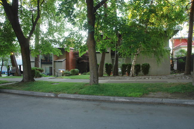 1520 W 7th Ave in Spokane, WA - Foto de edificio - Building Photo