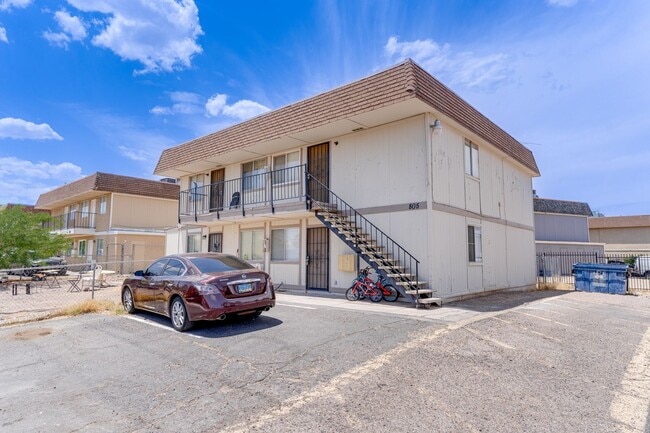 805 Palo Verde Dr