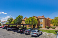 Ascent at Silverado Apartment Homes in Las Vegas, NV - Foto de edificio - Building Photo