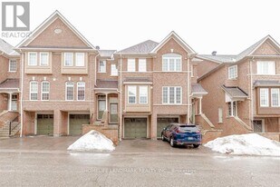 50 Strathaven Dr in Mississauga, ON - Building Photo