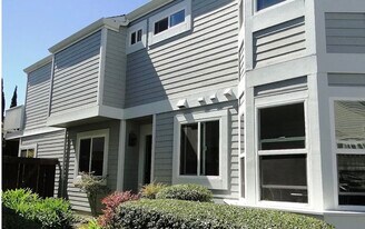 127 Shepardson Ln in Alameda, CA - Building Photo