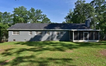 426 Forest Glen Dr in Albany, GA - Building Photo - Building Photo