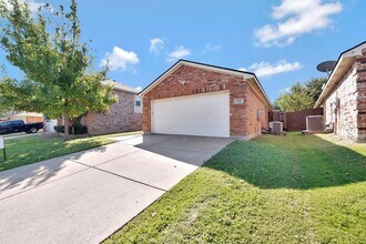 545 Winbridge Ln in Haslet, TX - Foto de edificio - Building Photo