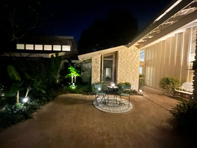 4804 Greystone Dr in Austin, TX - Building Photo - Building Photo