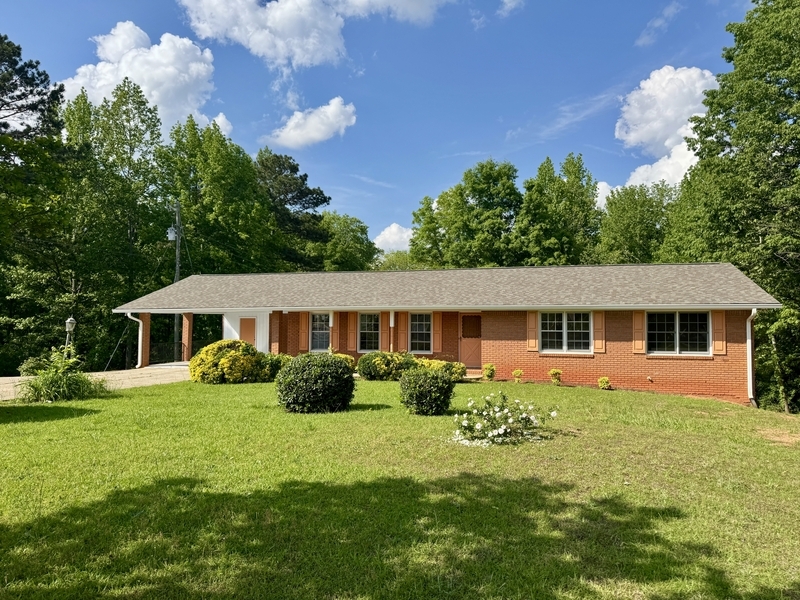4469 GA-42 in Locust Grove, GA - Building Photo