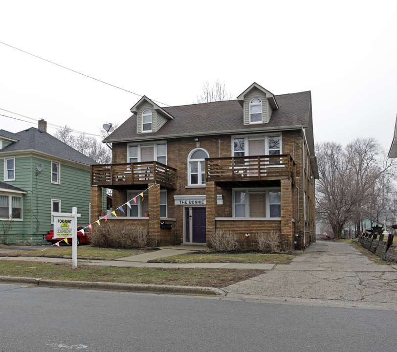 32-34 Augusta Ave in Pontiac, MI - Foto de edificio