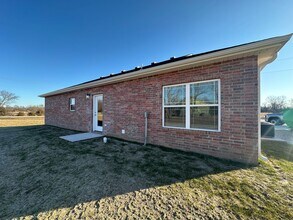 9955 County Lane 274 in Carl Junction, MO - Building Photo - Building Photo