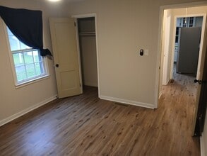 782 Linda Way, Unit Bedroom 1 in Forest Park, GA - Building Photo - Building Photo