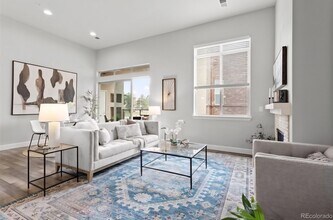 301 Inverness Way S, Unit 305 in Englewood, CO - Building Photo - Building Photo