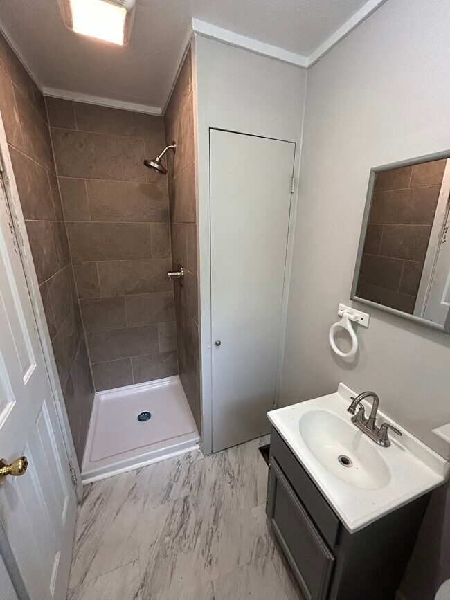 160 Warrior Cir in Oak Ridge, TN - Building Photo - Building Photo