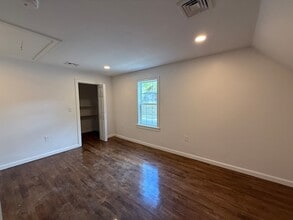 137 Union St, Unit 2 in Randolph, MA - Building Photo - Building Photo
