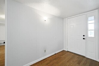 2825 Windsor Dr in Flower Mound, TX - Foto de edificio - Building Photo