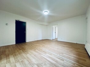 5 High Park Blvd in Toronto, ON - Building Photo - Building Photo