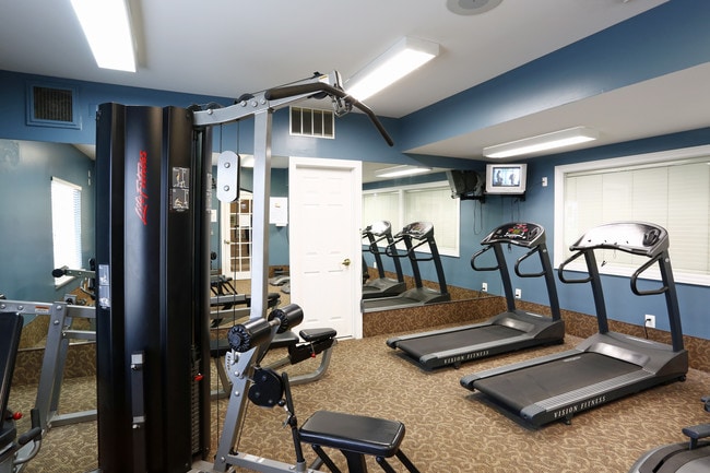 The Cove At Westland - Westland, MI