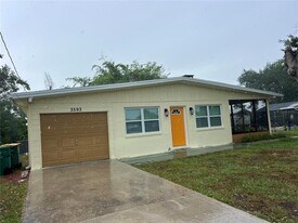 3593 Brooklyn Ave in Port Charlotte, FL - Building Photo