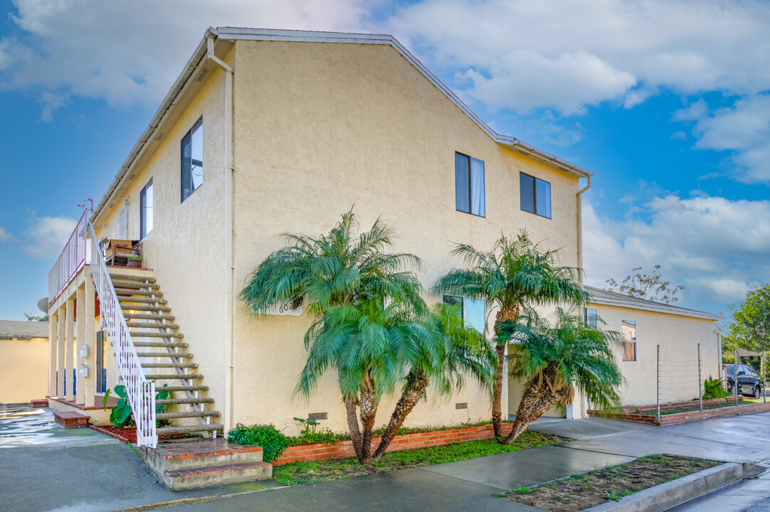 6024 Ernest Ave, Unit 6024 in Los Angeles, CA - Building Photo