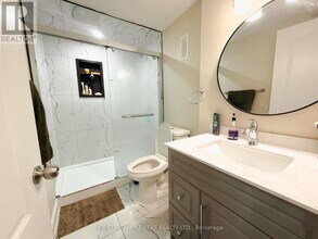 53 Owlridge Dr in Brampton, ON - Building Photo - Building Photo