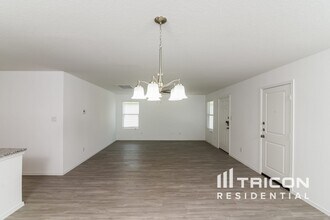 10238 Devon Wheel St in San Antonio, TX - Building Photo - Building Photo