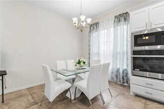 19 Escondido Pass in McAllen, TX - Building Photo - Building Photo