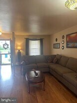 252 Douglas St in Elkton, MD - Building Photo