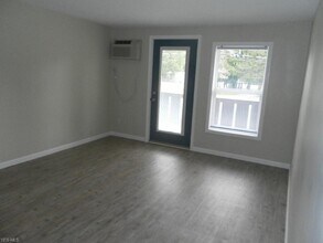 930 Hostetler Rd-Unit -M in Orrville, OH - Building Photo - Building Photo