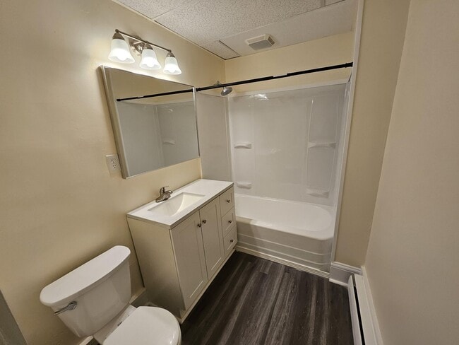 355 Prospect Ave, Unit 359 Prospect Ave, 1 South