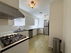 2312 Quenby St in Houston, TX - Building Photo - Building Photo