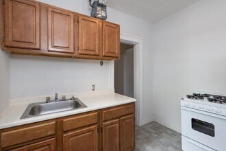 49 Worthington St, Unit 12 in Boston, MA - Foto de edificio - Building Photo