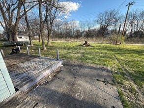 803 E Whitmer St in Decatur, IL - Foto de edificio - Building Photo