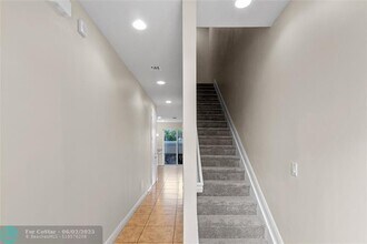 6918 Long Pine Cir in Coconut Creek, FL - Building Photo - Building Photo
