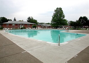 Greystone Apartments in Brighton, NY - Building Photo - Building Photo