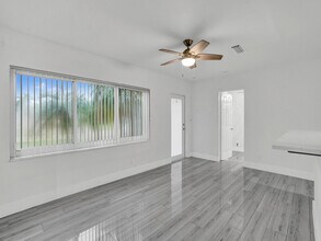 601 NE 59th Ct in Fort Lauderdale, FL - Building Photo - Building Photo