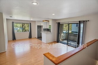 23530 Newhall Ave in Santa Clarita, CA - Building Photo - Building Photo