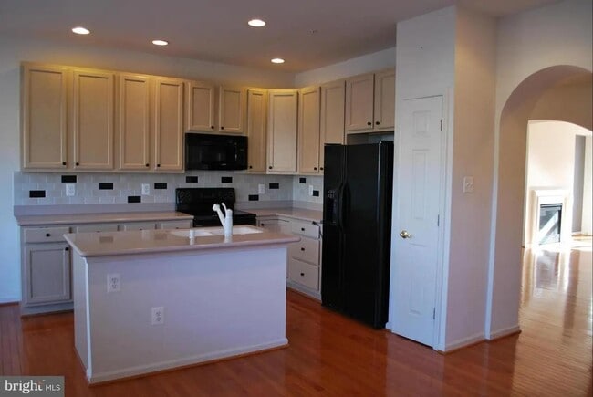 2624 Island Grove Blvd in Frederick, MD - Building Photo - Building Photo