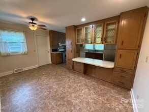 130 Ivanhoe Ln in Statesville, NC - Building Photo - Building Photo