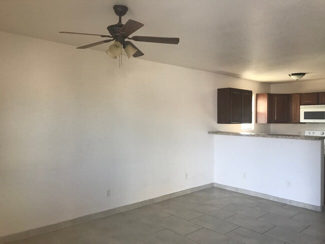 3405 Valverde Loop in Las Cruces, NM - Building Photo - Building Photo