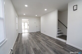 29 Rita Ave in Bridgeport, CT - Building Photo - Building Photo