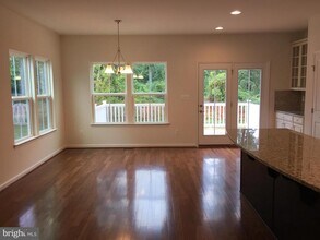 10749 Hinton Wy in Manassas, VA - Building Photo - Building Photo