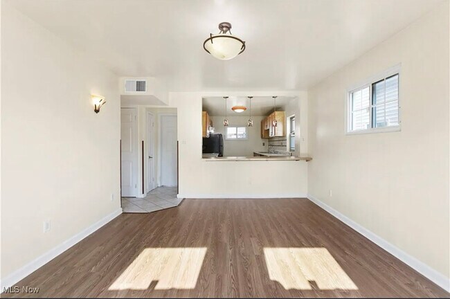 3836 W 117th St in Cleveland, OH - Building Photo - Building Photo