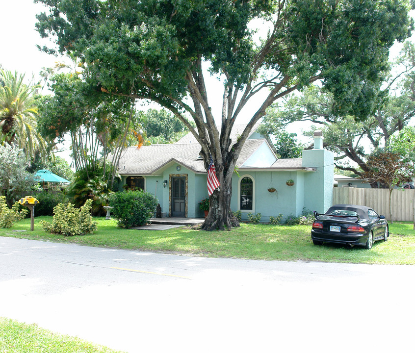 2020 SW 18th Ave in Fort Lauderdale, FL - Building Photo