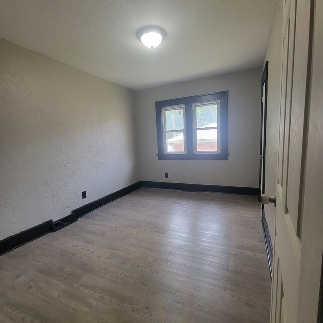 1123 Louise St in Anderson, IN - Building Photo - Building Photo