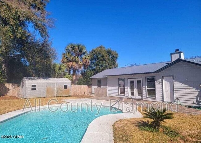 property at 215 Harris Ave