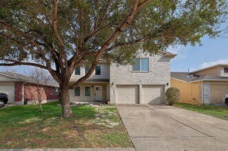 6212 Speyside Dr in Austin, TX - Building Photo - Building Photo