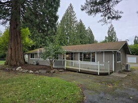 12925 158th Ave SE in Renton, WA - Building Photo