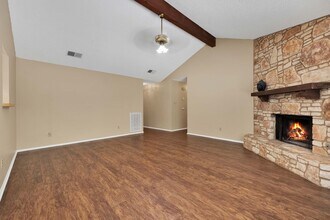 6427 Ridge Pl St in San Antonio, TX - Building Photo - Building Photo