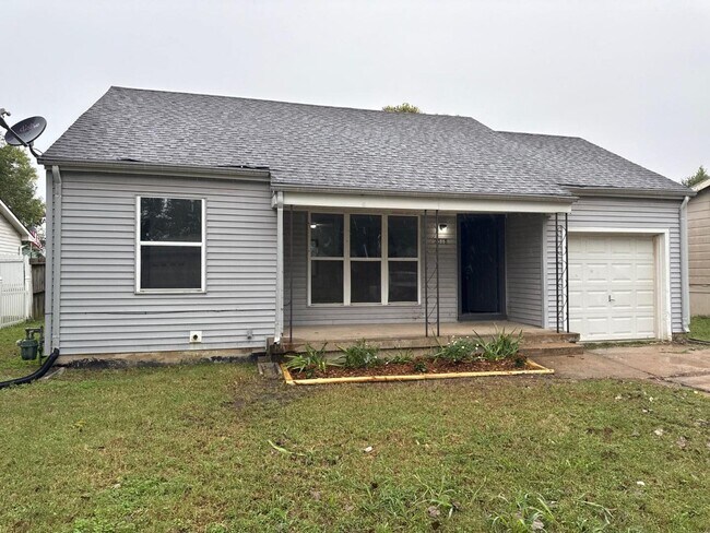 2318 W 33rd St S in Wichita, KS - Building Photo - Building Photo