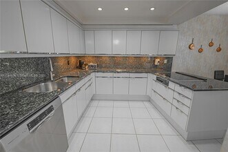 9801 Collins Ave, Unit 14D in Bal Harbour, FL - Building Photo - Building Photo