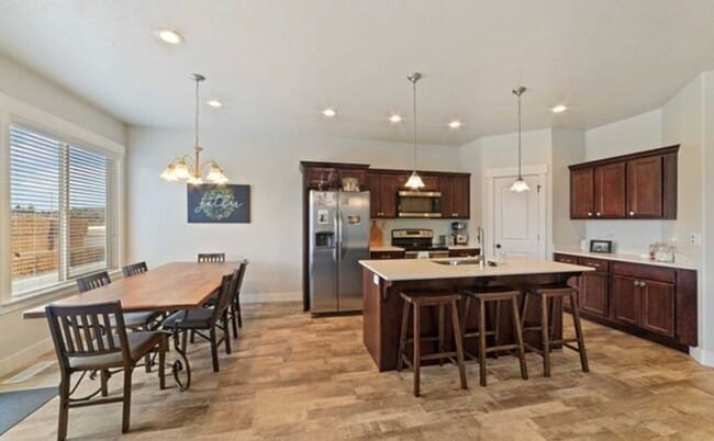 52 N 2000 W in Lehi, UT - Building Photo - Building Photo