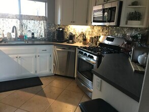174 Morning Glory in Rancho Santa Margarita, CA - Building Photo - Building Photo
